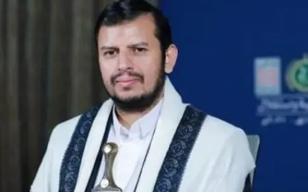 بعد استهداف قيادات الحوثيين.. وزير الحرب الإسرائيلي يهدد عبد الملك الحوثي: سيأتي دورك