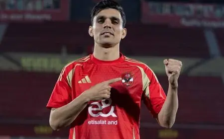 بن شرقي أساسيا وشريف يقود هجوم الأهلي أمام سيراميكا