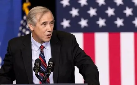 سيناتور أمريكي يطالب ترامب الاعتراف بدولة فلسطين