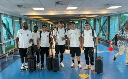 بعثة بيراميدز تصل مطار القاهرة استعدادًا للسفر إلى السعودية