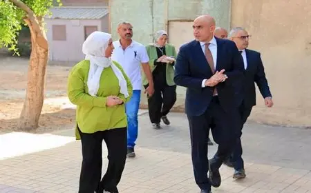 وزير التعليم في مدارس عين شمس والسلام.. ماذا فعل؟
