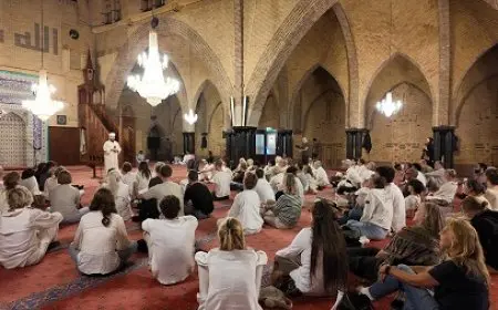 غزة حاضرة في مسيرة يوم السلام العالمي بأمستردام