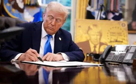 بعد فرض ترامب رسوما عالية.. شركات التكنولوجيا الأمريكية تحذر حاملي تأشيرات H-1B من السفر للخارج