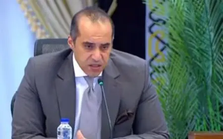 المستشار محمود فوزي: إعادة قانون الإجراءات الجنائية ممارسة ديمقراطية رابعة في تاريخ البرلمان المصري