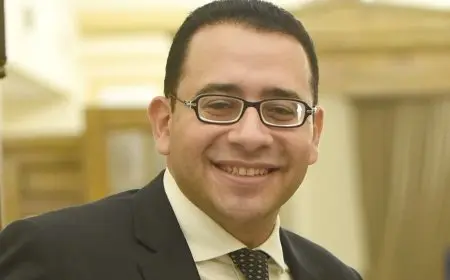 الدكتور عمرو حسن يكتب لـ الشروق: برمجة الجنين.. السطر الأول في كتاب قوة مصر