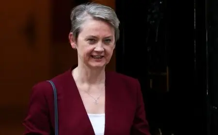 وزيرة الخارجية البريطانية: مستعدون لاتخاذ جميع الخطوات للدفاع عن أجواء الناتو وأراضيه