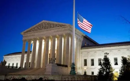 المحكمة العليا تعتزم النظر في توسيع سلطة ترامب لتشكيل الوكالات بإلغاء حكم عمره 90 عاما