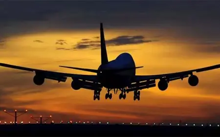 إلغاء مئات الرحلات الجوية في أنحاء آسيا جراء إعصار “راجاسا” القوي