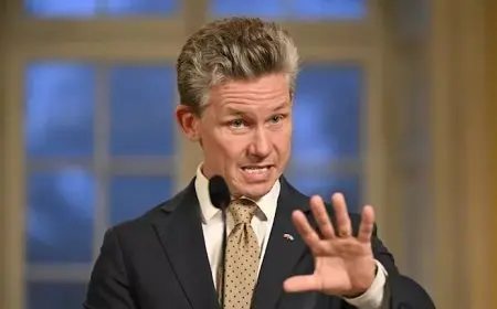 وزير الدفاع السويدي يطالب بتعزيز الاستعداد لأي صراع مسلح