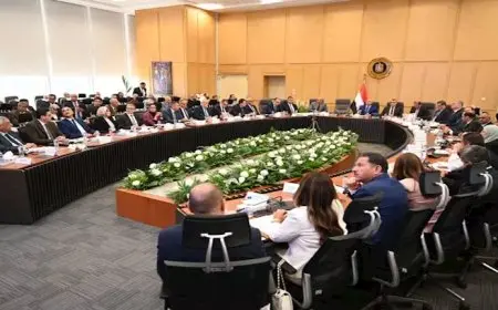 كامل الوزير: الدولة ملتزمة بتوريد الغاز اللازم لتشغيل مصانع الأسمدة