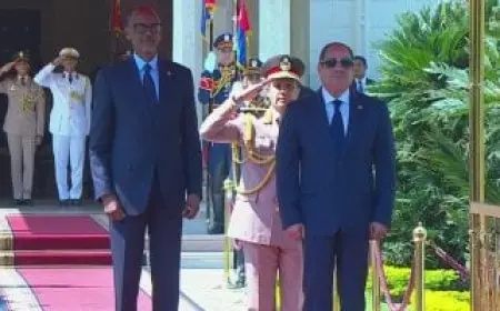 فيديو.. الرئيس السيسي يستقبل نظيره الرواندي