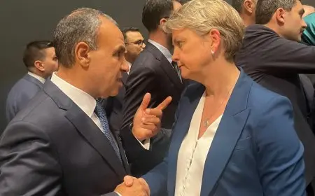 وزير الخارجية لنظيرته البريطانية: ضرورة قيام المجتمع الدولى باتخاذ مواقف حاسمة لوقف الحرب الإسرائيلية على غزة