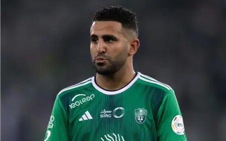 محرز يقود هجوم أهلي جدة أمام بيراميدز