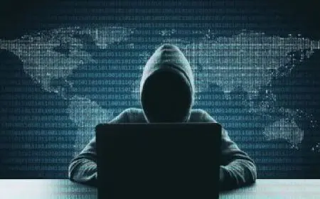 تايلاند.. انهيار جزء من طريق في بانكوك يعرقل حركة المرور ويتسبب في عمليات إخلاء للمباني القريبة