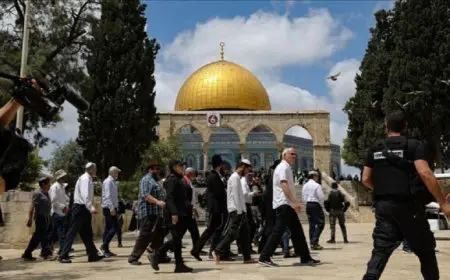 328 متطرفا إسرائيليا يقتحمون الأقصى ويؤدون طقوسا تلمودية