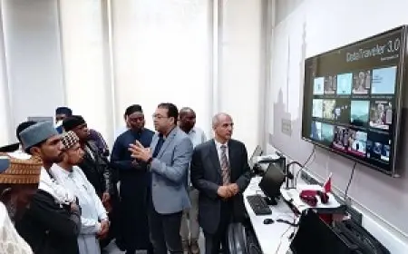 وفد أئمة من 8 دول إفريقية وآسيوية يزور مرصد الأزهر لتعزيز التعاون