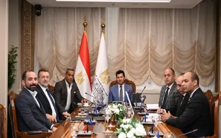 وزير الرياضة يلتقي مسئولي المشروع القومي لاكتشاف المواهب