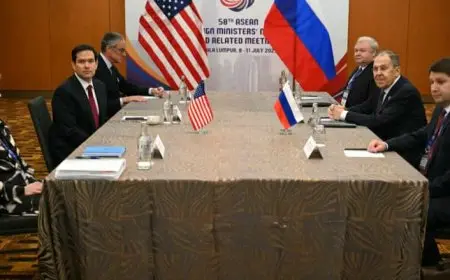 الخارجية الروسية: لافروف ناقش مع نظيره الأمريكي حل الأزمة الأوكرانية