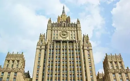 الخارجية الروسية: لافروف ونظيره الأمريكي ناقشا حل الأزمة الأوكرانية