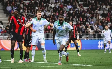 رفاق محمد عبد المنعم في نيس يسقطون أمام روما في الدوري الأوروبي