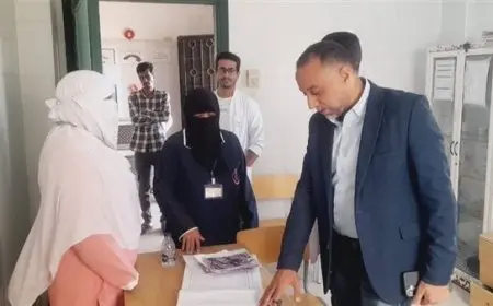 وكيل صحة شمال سيناء يحيل المتغيبين بمركز الرعاية في العبور إلى التحقيق العاجل