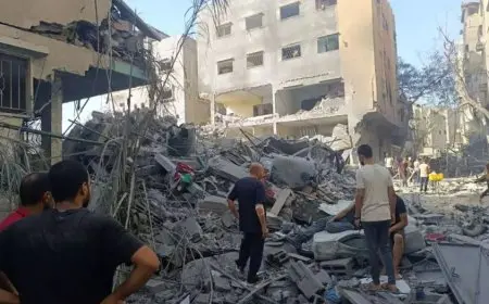 مراسل القاهرة الإخبارية: الاحتلال يكثف غاراته على مخيم النصيرات ومناطق شمال غزة