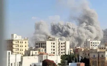 دوي انفجارات في العاصمة اليمنية صنعاء جراء هجمات إسرائيلية