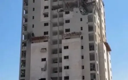 غزة تباد.. إسرائيل تقصف برج المجمع الإيطالي بحي النصر