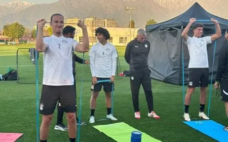 «فيفا» يعتمد ملابس منتخب الشباب.. والفراعنة يدخلون أجواء المونديال