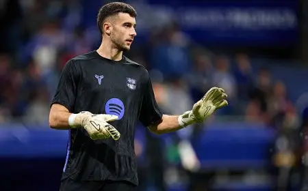 برشلونة يعلن إصابة خوان جارسيا وغيابه حتى 6 أسابيع