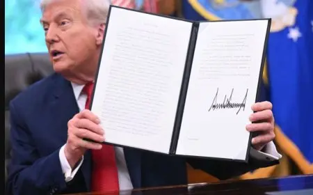 ترامب يعلن صفقة لنقل ملكية تيك توك إلى مستثمرين أمريكيين بعد أشهر من الجدل.. تفاصيل