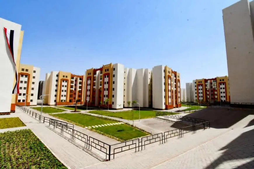 وزير الإسكان يعتذر عن تأخر تسليم وحدات الإعلانين العاشر والرابع عشر للإسكان الاجتماعي