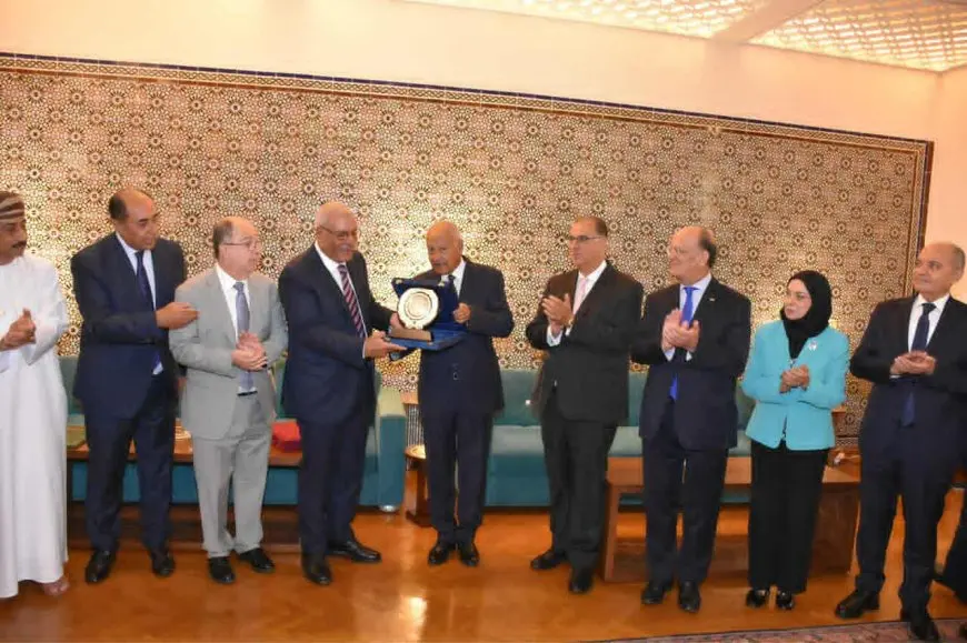 بحضور أبو الغيط.. السفراء العرب يكرمون مندوب مصر بالجامعة العربية