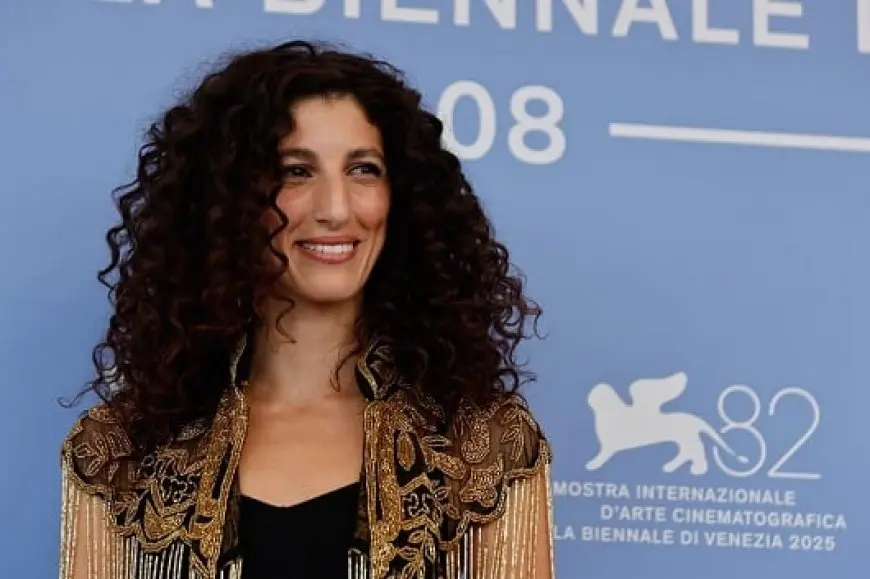 استقبال مؤثر للفيلم الليبي بابا والقذافي في عرضه العالمي بمهرجان فينيسيا السينمائي