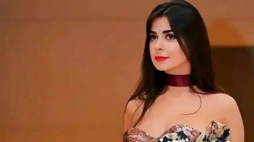 “بفستان مكشوف الضهر”.. رانيا منصور تنشر صورًا رفقة شقيقتها وابنتها توانا