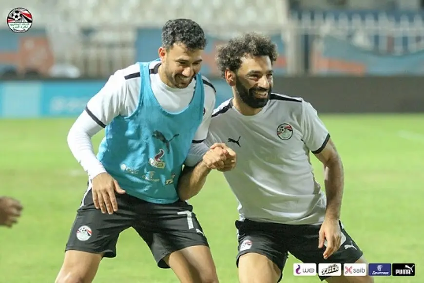فيفا: صلاح وتريزيجيه أبرز أسلحة مصر أمام بوركينا فاسو