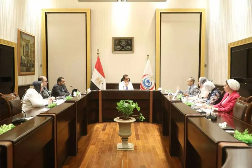 وزير الصحة يتابع سير العمل في البرنامج الوطني لمكافحة الإيدز