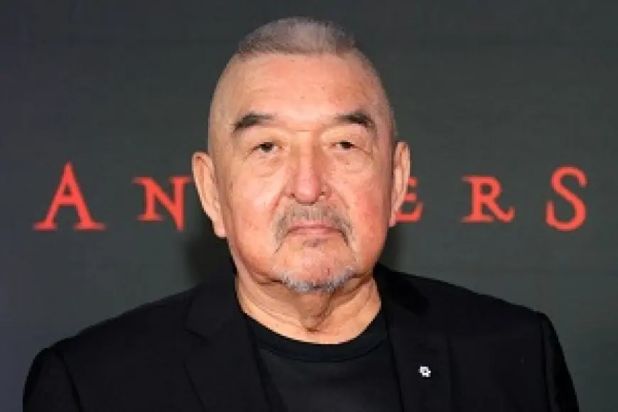 وفاة جراهام جرين نجم فيلم الرقص مع الذئاب