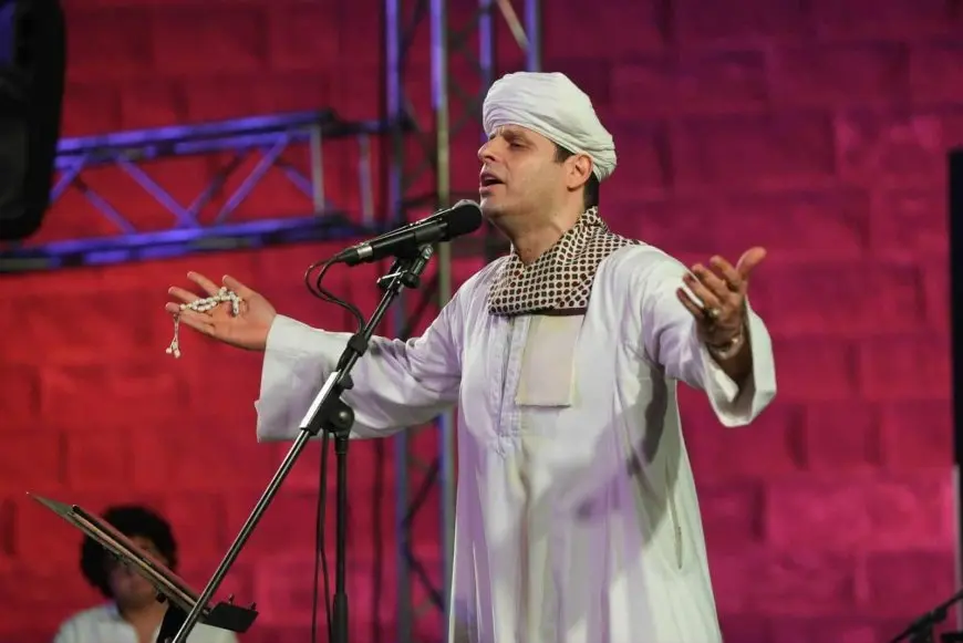 احتفال جماهيري بالمولد النبوي بسور القاهرة الشمالي بمشاركة المنشد محمود التهامي