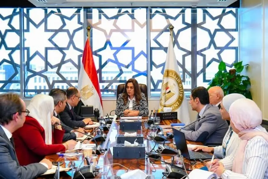 منال عوض تتابع نتائج التعاون بين البيئة ومركز سيداري في دعم استراتيجيات الإنتاج المستدام بمصر