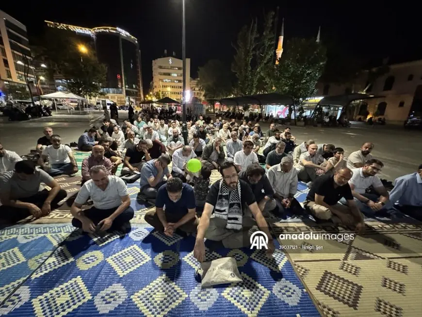 لكسر حصار غزة.. فعاليات تركية حاشدة تساند أسطول الصمود وفلسطين