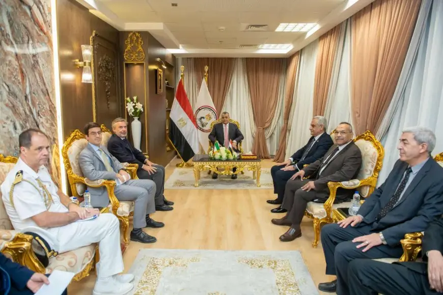 وزير الإنتاج الحربي وسفير إيطاليا بمصر يبحثان التعاون في مجالات التصنيع العسكري والمدني