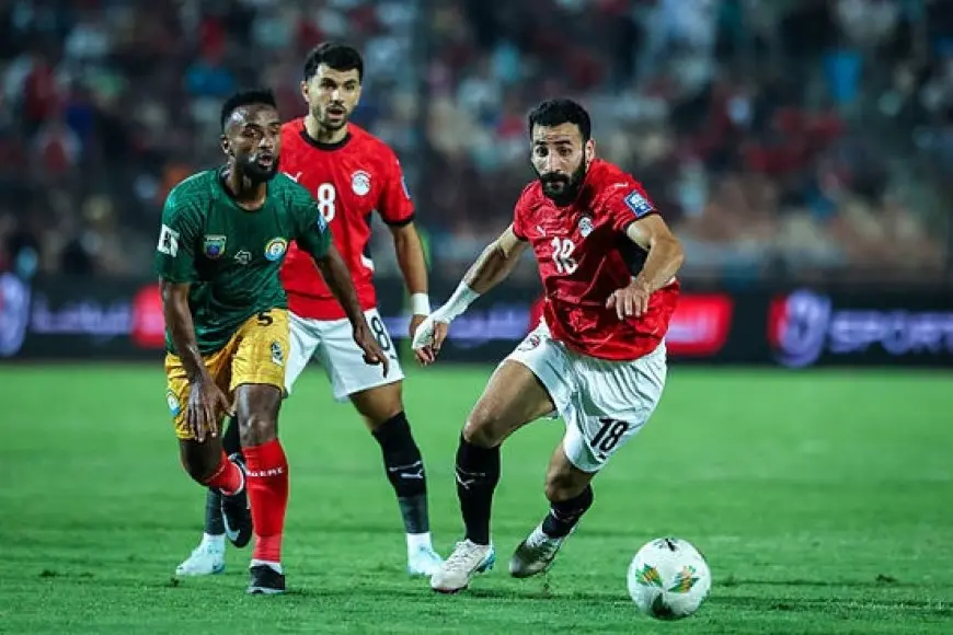 بعد تجدد الإصابة.. محاولات لتجهيز مهند لاشين لمباراة بوركينا فاسو