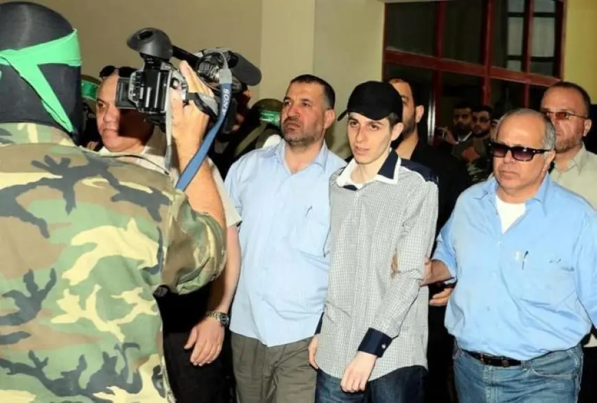 حماس: جاهزون للتفاوض فورا بشأن إطلاق سراح الأسرى مقابل إنهاء الحرب وانسحاب كامل من غزة