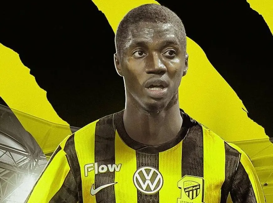 اتحاد جدة يضم المالي دومبيا