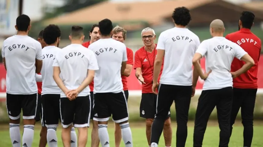 4 معتزلين و3 مستمرين.. ماذا تغير في آخر تشكيل قاد المنتخب لكأس العالم؟