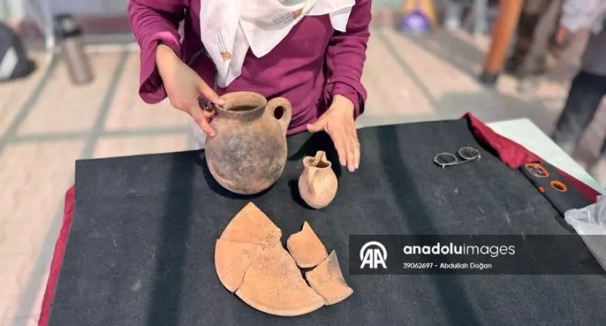 اكتشاف أوانٍ منزلية عمرها 3500 عام وسط تركيا