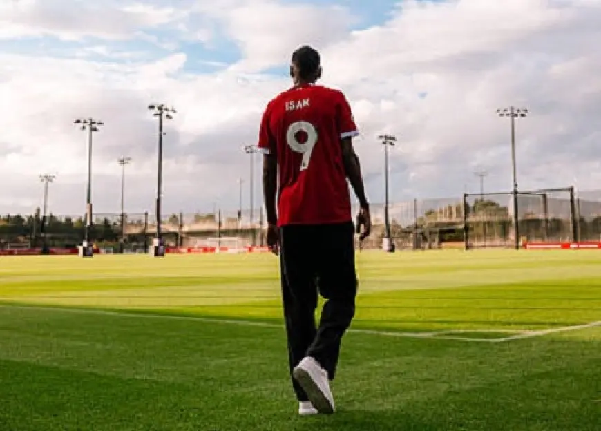 إيزاك يوضح أسباب رحيله عن نيوكاسل: ليس لدى الجميع الصورة الكاملة