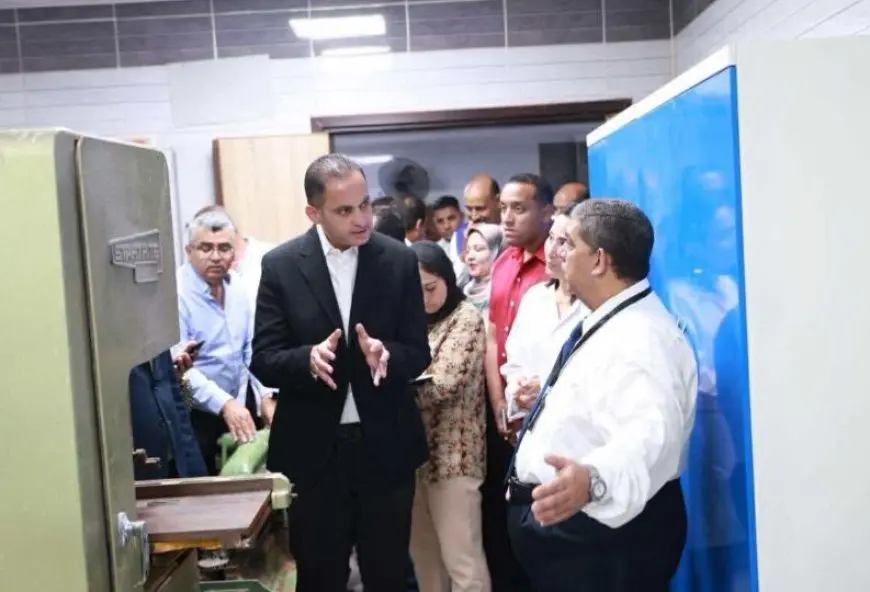 نائب وزير الصحة يتفقد المعهد الفني الصحي بمحافظة أسيوط