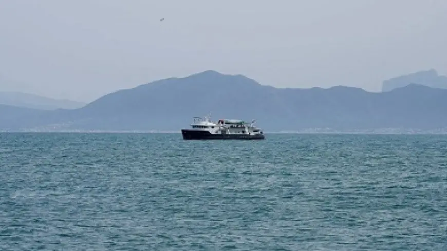 أسطول الصمود يشتبه بـ اعتداء إسرائيلي على إحدى سفنه